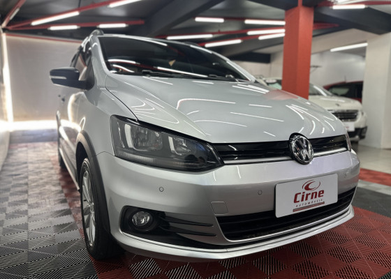 VW - VolksWagen Fox TRACK 1.0 Flex 12V 5p 2017 Flex Flex