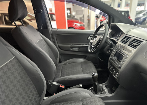 VW - VolksWagen Fox TRACK 1.0 Flex 12V 5p 2017 Flex Flex