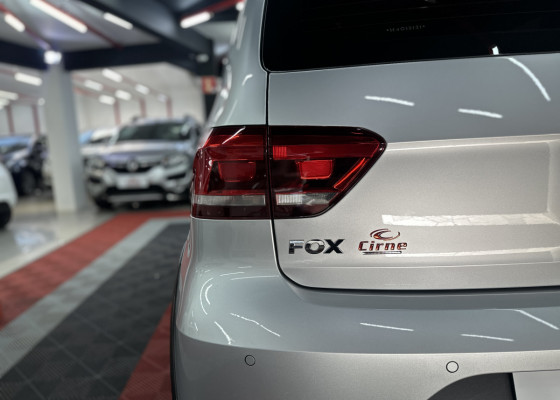 VW - VolksWagen Fox TRACK 1.0 Flex 12V 5p 2017 Flex Flex