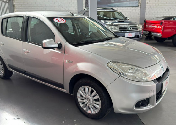 Renault SANDERO Privilège Hi-Flex 1.6 16V 5p Aut 2013 Flex
