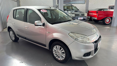 Renault SANDERO Privilège Hi-Flex 1.6 16V 5p Aut 2013 Flex