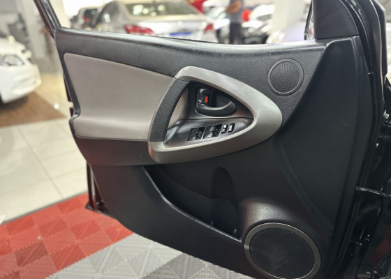 Toyota RAV4 2.4 4x4 16V 170cv Aut. 2010 Gasolina