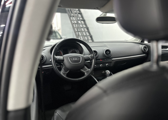 Audi A3 Sedan 1.4/ Attra. 16V TB FSI S-tronic 2016 Gasolina