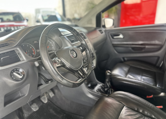 VW - VolksWagen Fox Comfortline 1.6 Flex 8V 5p 2016 Flex