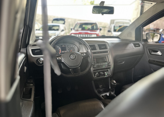 VW - VolksWagen Fox Comfortline 1.6 Flex 8V 5p 2016 Flex