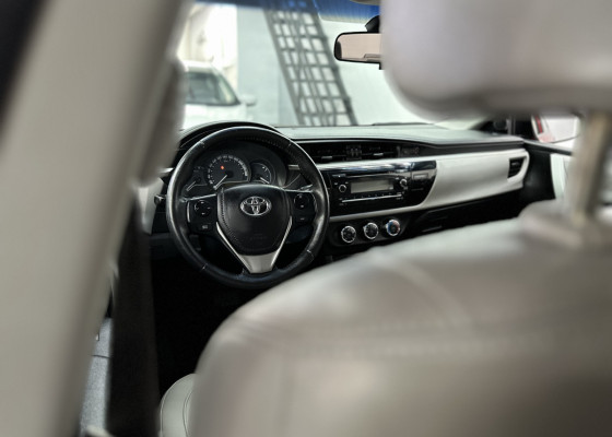 Toyota Corolla GLi 1.8 Flex 16V  Aut. 2017 Flex