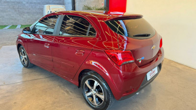 GM - Chevrolet ONIX HATCH LTZ 1.4 8V FlexPower 5p Mec. 2018 Flex