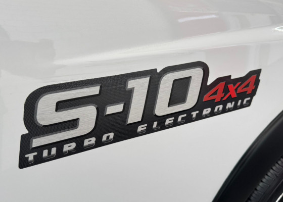 GM - Chevrolet S10 P-Up Colina 2.8 TDI 4x2/4x4 CS Dies. 2009 Diesel