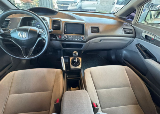 Honda Civic Sedan LXS 1.8/1.8 Flex 16V Mec. 4p 2008 Flex Flex
