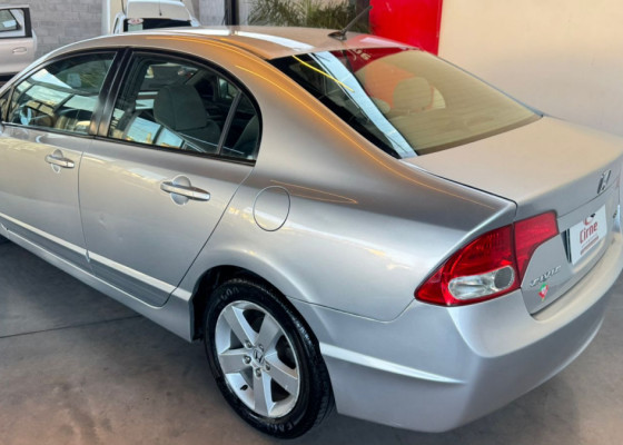 Honda Civic Sedan LXS 1.8/1.8 Flex 16V Mec. 4p 2008 Flex Flex