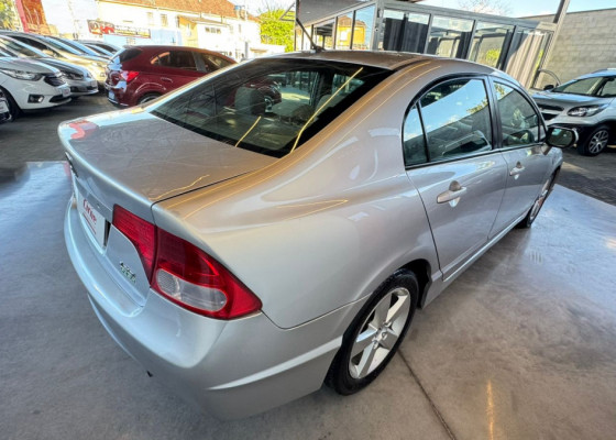 Honda Civic Sedan LXS 1.8/1.8 Flex 16V Mec. 4p 2008 Flex Flex