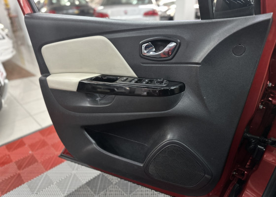 Renault CAPTUR Intense 1.6 16V Flex 5p Aut. 2018 Flex