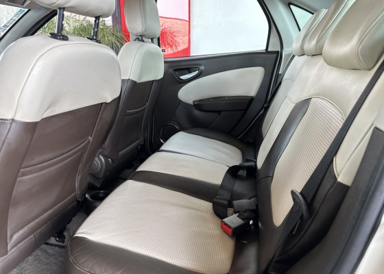 Fiat Grand Siena ESSENCE Dual. 1.6 Flex 16V 2015 Flex