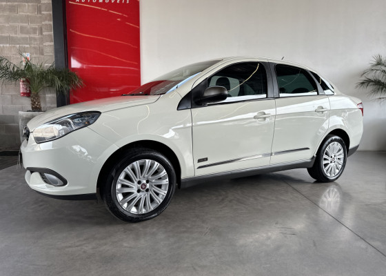 Fiat Grand Siena ESSENCE Dual. 1.6 Flex 16V 2015 Flex