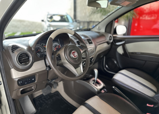 Fiat Grand Siena ESSENCE Dual. 1.6 Flex 16V 2015 Flex