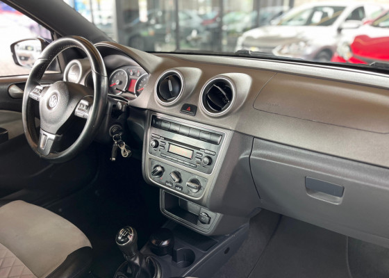 VW - VolksWagen VOYAGE Evidence 1.6 Total Flex 8V 4p 2016 Flex