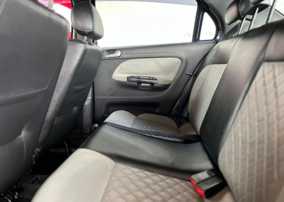 VW - VolksWagen VOYAGE Evidence 1.6 Total Flex 8V 4p 2016 Flex