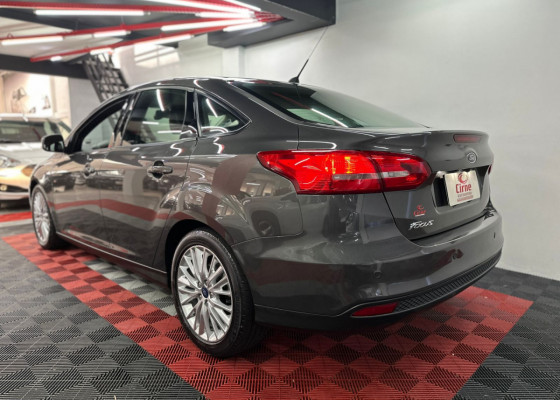 Ford Focus Fastback SE/SE PLUS 2.0 Flex Aut. 2018 Flex