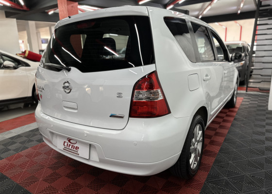 Nissan LIVINA S 1.8 16V Flex Fuel Aut. 2013 Flex