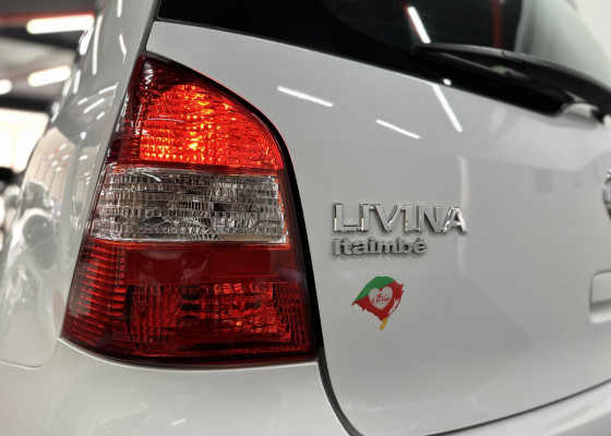 Nissan LIVINA S 1.8 16V Flex Fuel Aut. 2013 Flex