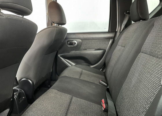 Nissan LIVINA S 1.8 16V Flex Fuel Aut. 2013 Flex