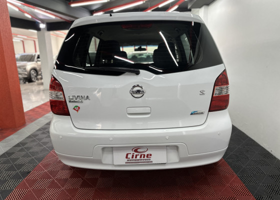 Nissan LIVINA S 1.8 16V Flex Fuel Aut. 2013 Flex