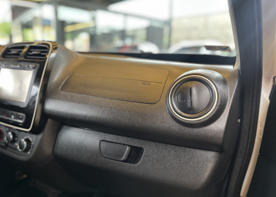 Renault KWID Intense 1.0 Flex 12V 5p Mec. 2018 Flex