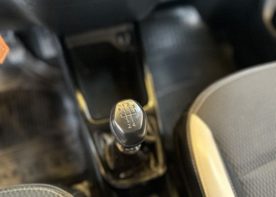 Renault KWID Intense 1.0 Flex 12V 5p Mec. 2018 Flex
