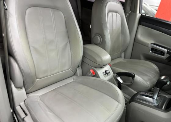 GM - Chevrolet CAPTIVA SPORT FWD 2.4 16V 171/185cv 2010 Gasolina Gasolina