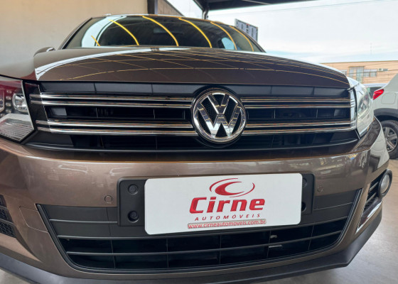 VW - VolksWagen TIGUAN 2.0 TSI 16V 200cv Tiptronic 5p 2014 Gasolina