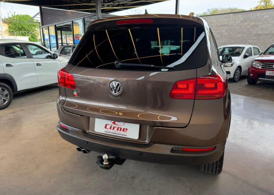 VW - VolksWagen TIGUAN 2.0 TSI 16V 200cv Tiptronic 5p 2014 Gasolina