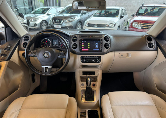 VW - VolksWagen TIGUAN 2.0 TSI 16V 200cv Tiptronic 5p 2014 Gasolina
