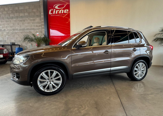 VW - VolksWagen TIGUAN 2.0 TSI 16V 200cv Tiptronic 5p 2014 Gasolina