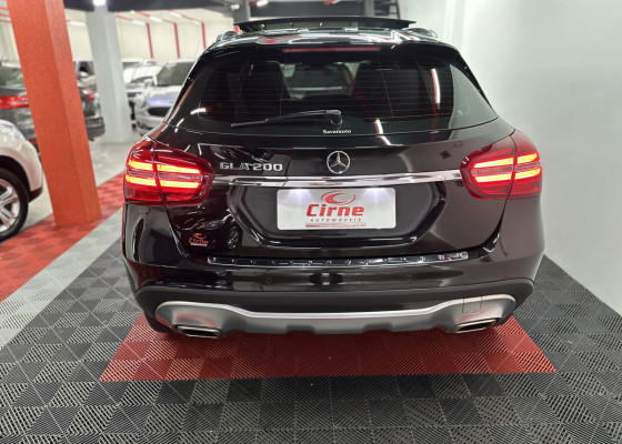 Mercedes-Benz GLA 200 Enduro 1.6 TB 16V Flex Aut. 2018 Flex Flex