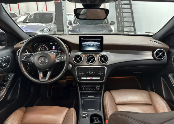 Mercedes-Benz GLA 200 Enduro 1.6 TB 16V Flex Aut. 2018 Flex Flex