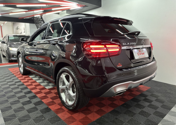 Mercedes-Benz GLA 200 Enduro 1.6 TB 16V Flex Aut. 2018 Flex Flex