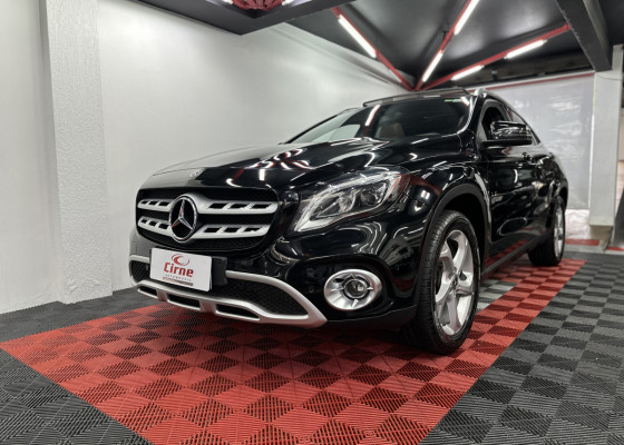 Mercedes-Benz GLA 200 Enduro 1.6 TB 16V Flex Aut. 2018 Flex Flex