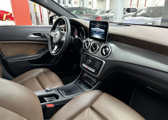 Mercedes-Benz GLA 200 Enduro 1.6 TB 16V Flex Aut. 2018 Flex Flex