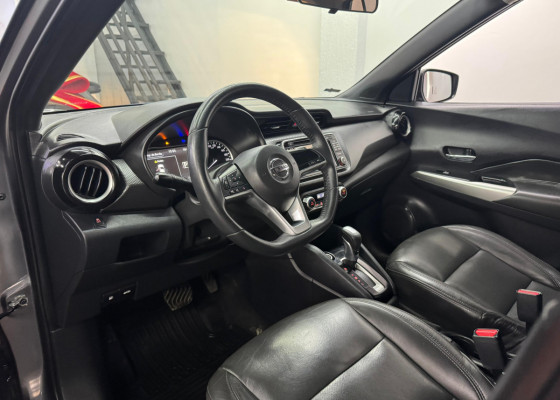 Nissan KICKS SV 1.6 16V FlexStar 5p Aut. 2017 Flex