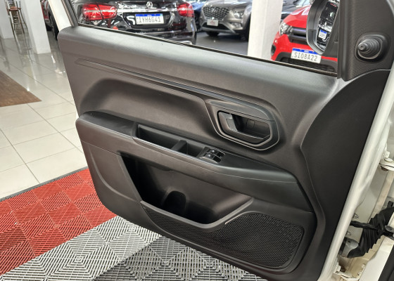 Fiat Strada Endurance 1.4 Flex 8V CS Plus 2022 Flex