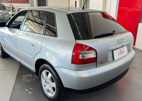 Audi A3 1.6 5p 2003 Gasolina