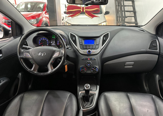 Hyundai HB20S Premium 1.6 Flex 16V Mec. 4p 2015 Flex