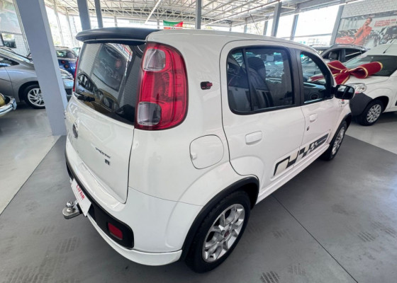 Fiat UNO SPORTING 1.4 EVO Fire Flex 8V 4p 2012 Flex