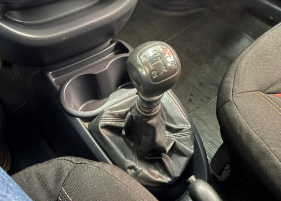 Fiat UNO SPORTING 1.4 EVO Fire Flex 8V 4p 2012 Flex