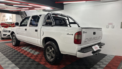 GM - Chevrolet S10 P-Up Lx/Sert/Rod 2.8 4x4 CD TDI Dies 2004 Diesel