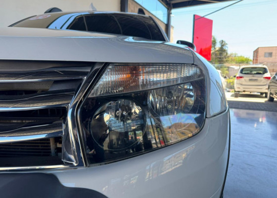 Renault DUSTER Dynamique 1.6 Flex 16V Mec. 2014 Flex