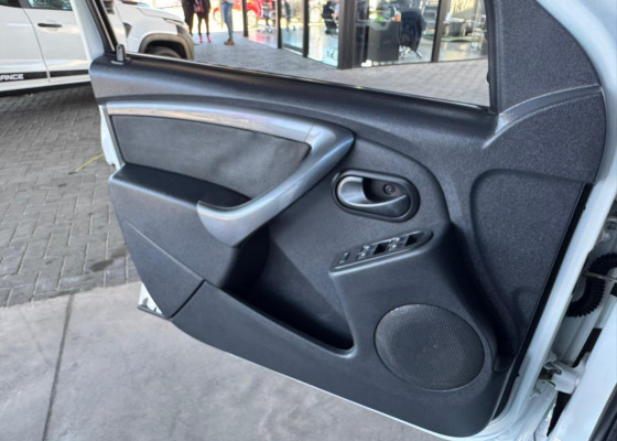 Renault DUSTER Dynamique 1.6 Flex 16V Mec. 2014 Flex