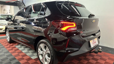 GM - Chevrolet ONIX HATCH PREM. 1.0 12V TB Flex 5p Aut. 2021 Flex