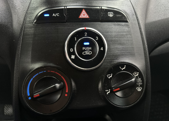 Hyundai HB20 Unique 1.0 Flex 12V Mec. 2019 Flex