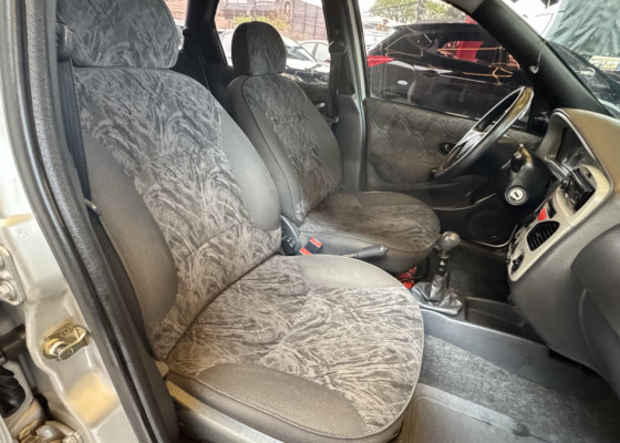 Fiat Palio Weekend EX 1.8 mpi 8V 103cv 4p 2004 Gasolina